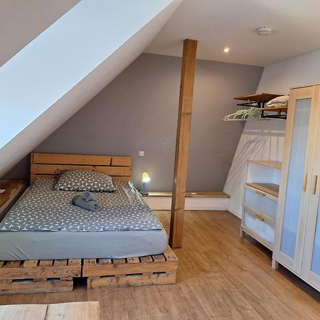 Bielefeld Zentral Komplette Fewo, 4 Schlafbereiche Bis Zu 8 Personen Екстериор снимка